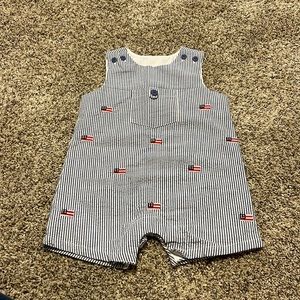 Baby Good lad Patriotic American Flag Seersucker Romper. 12 months.